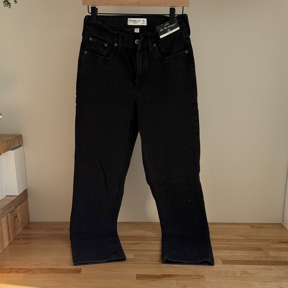 Abercrombie & Fitch Women's Black Straight Leg Jeans